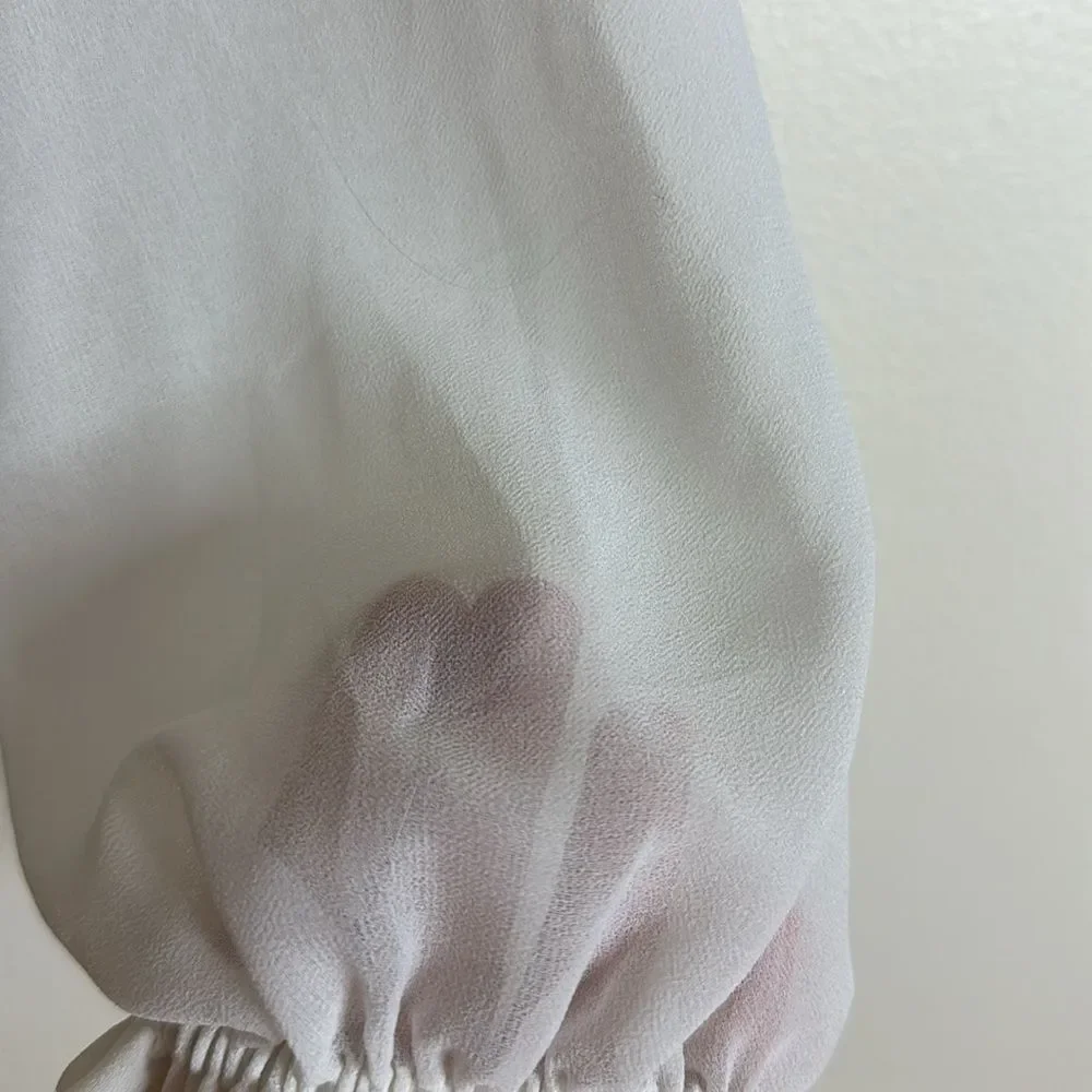 Wilfred Wistful white Blouse - Aritzia V neck‎ sheer sleeves smocked bodice M